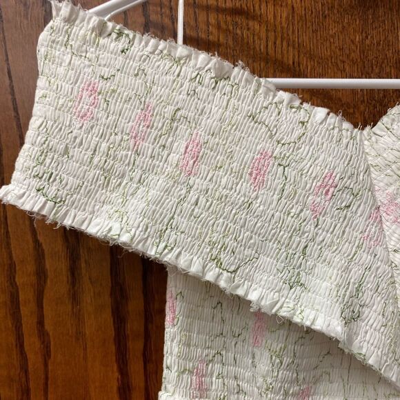 ENDLESS‎ Rose by Revolve off the shoulder white embroidered smocked mini dress - Picture 5 of 10